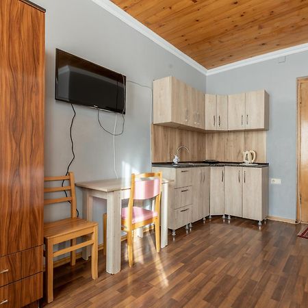 Guest House Nikala ميستيا المظهر الخارجي الصورة