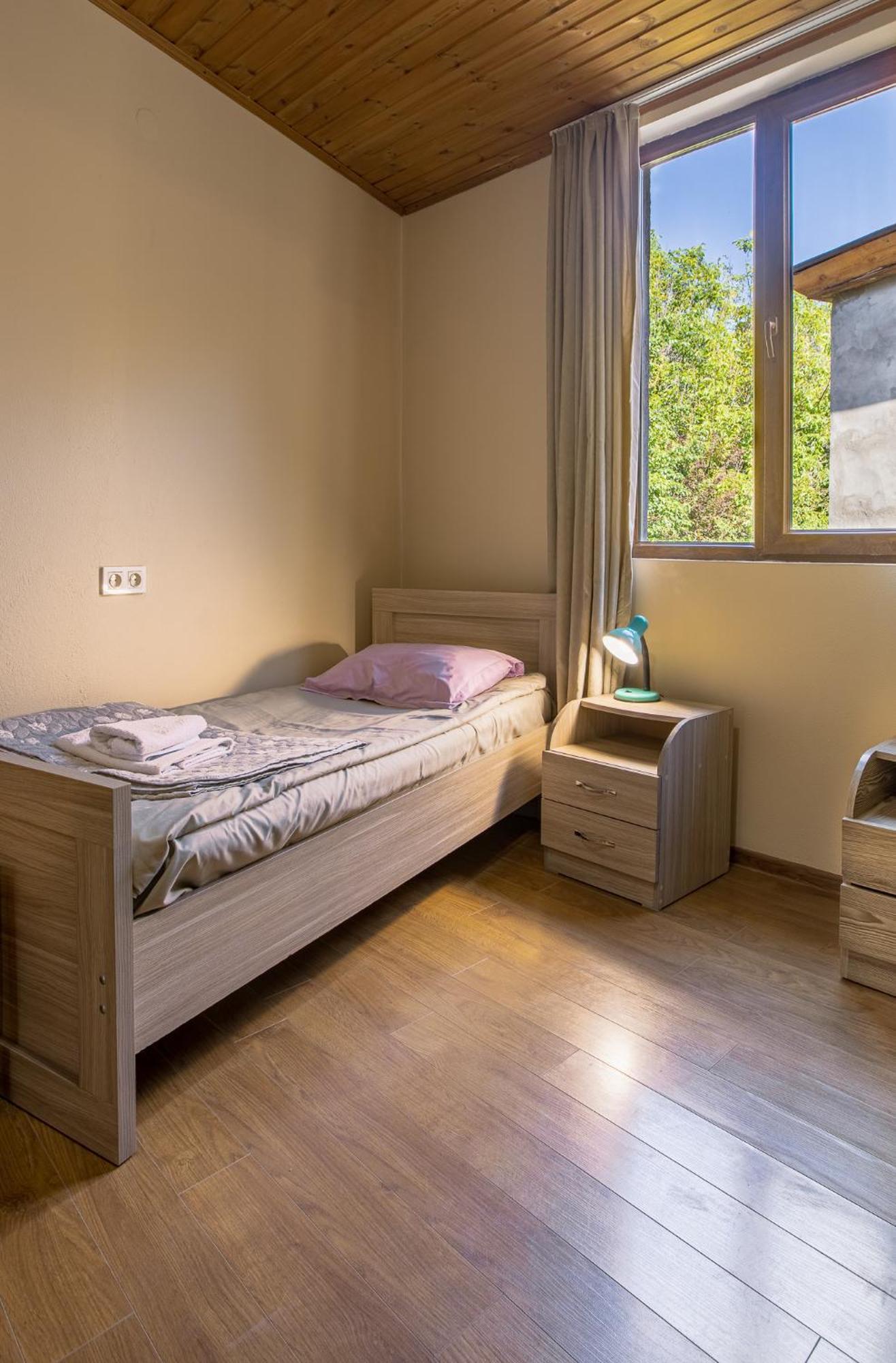 Guest House Nikala ميستيا المظهر الخارجي الصورة
