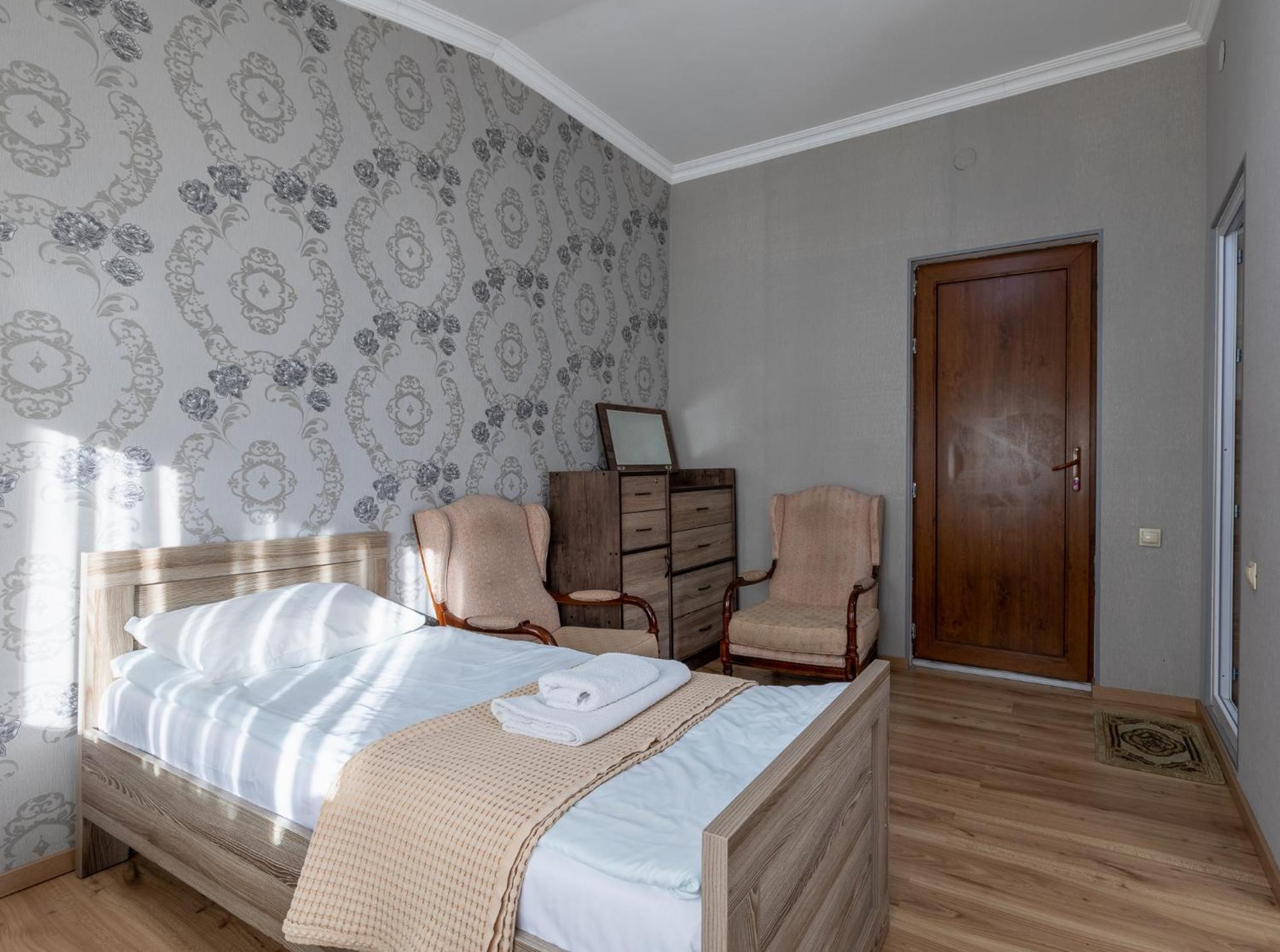 Guest House Nikala ميستيا المظهر الخارجي الصورة