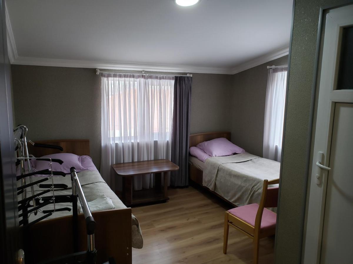 Guest House Nikala ميستيا المظهر الخارجي الصورة